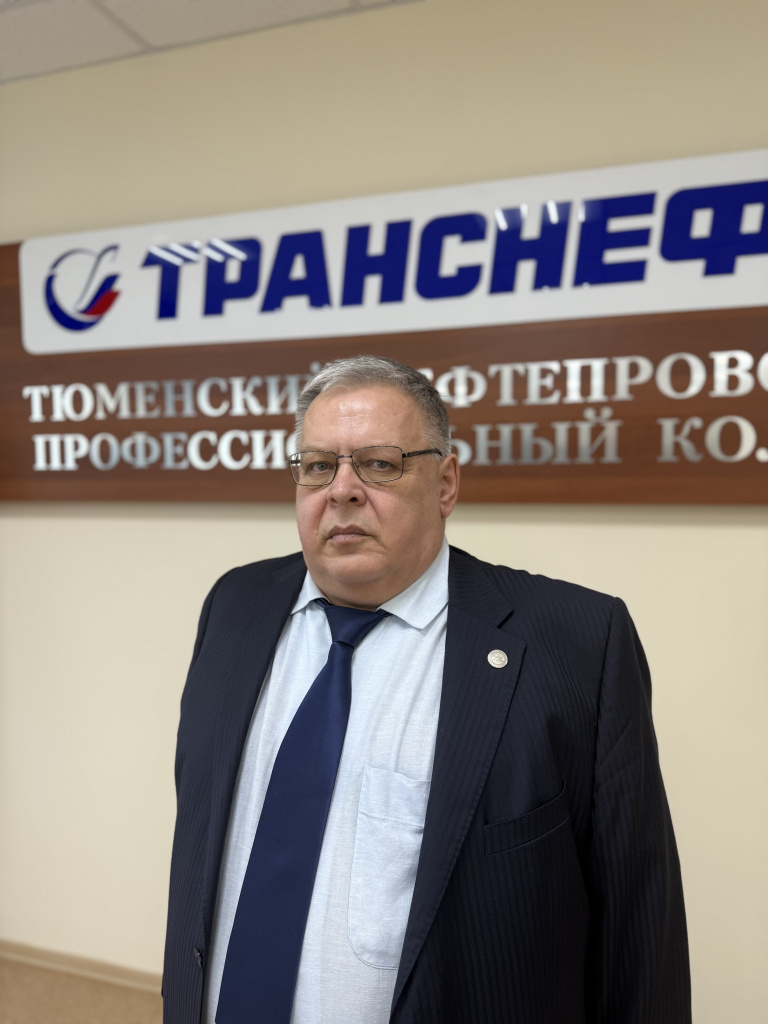 Ходячих Сергей Николаевич (мастер ПО).jpg